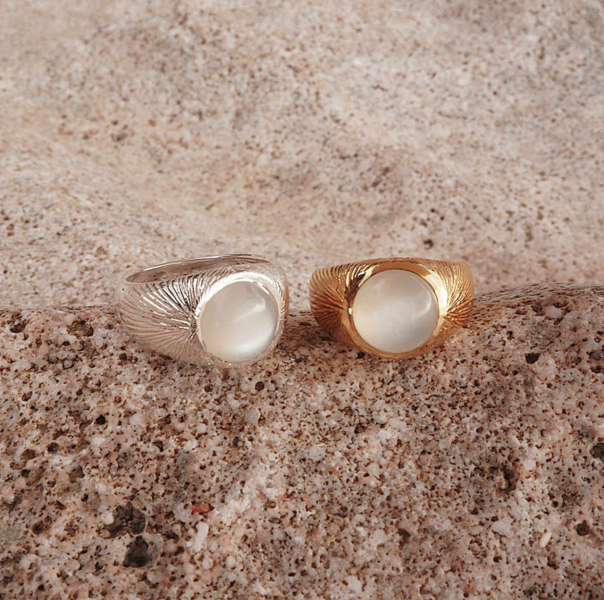 Radiance Ring / moonstone