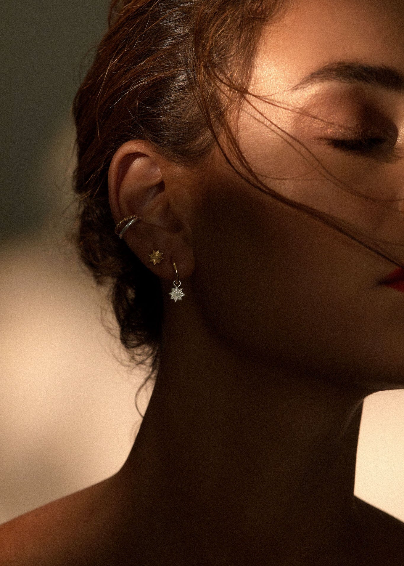 Astra Earrings / gold