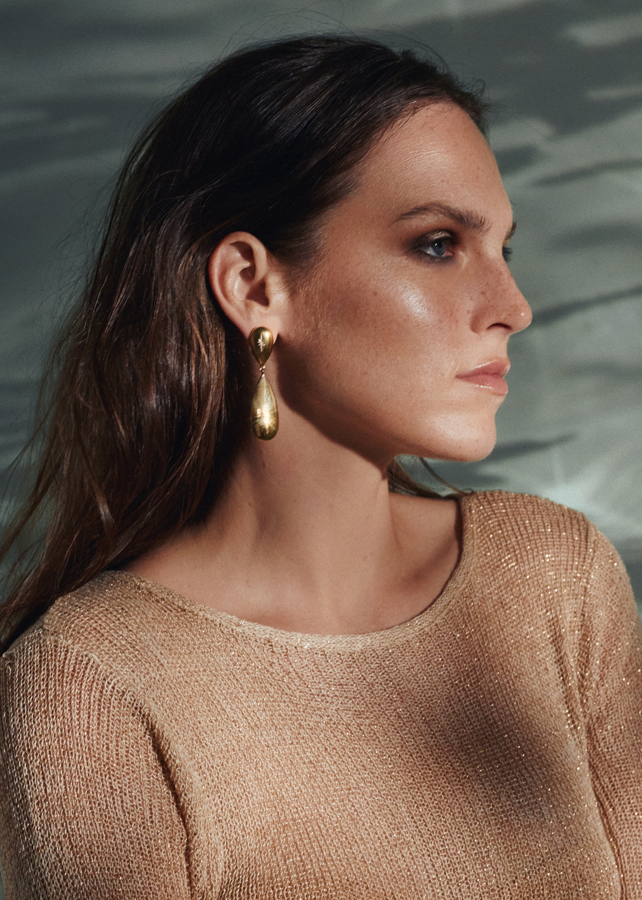 Solange Drop Earrings / gold