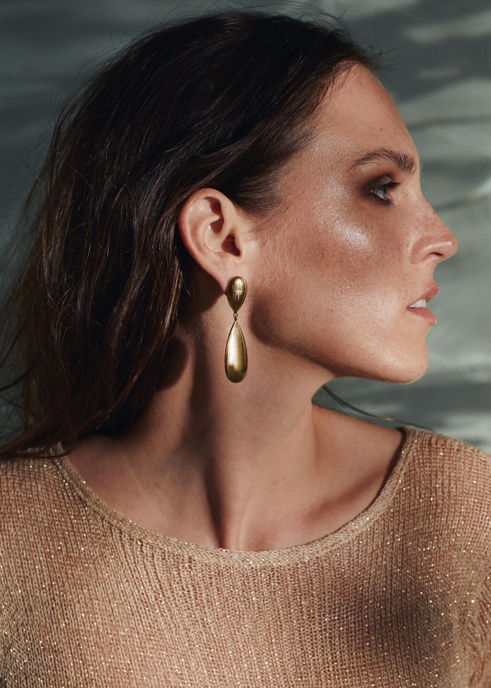 Solange Drop Earrings / gold