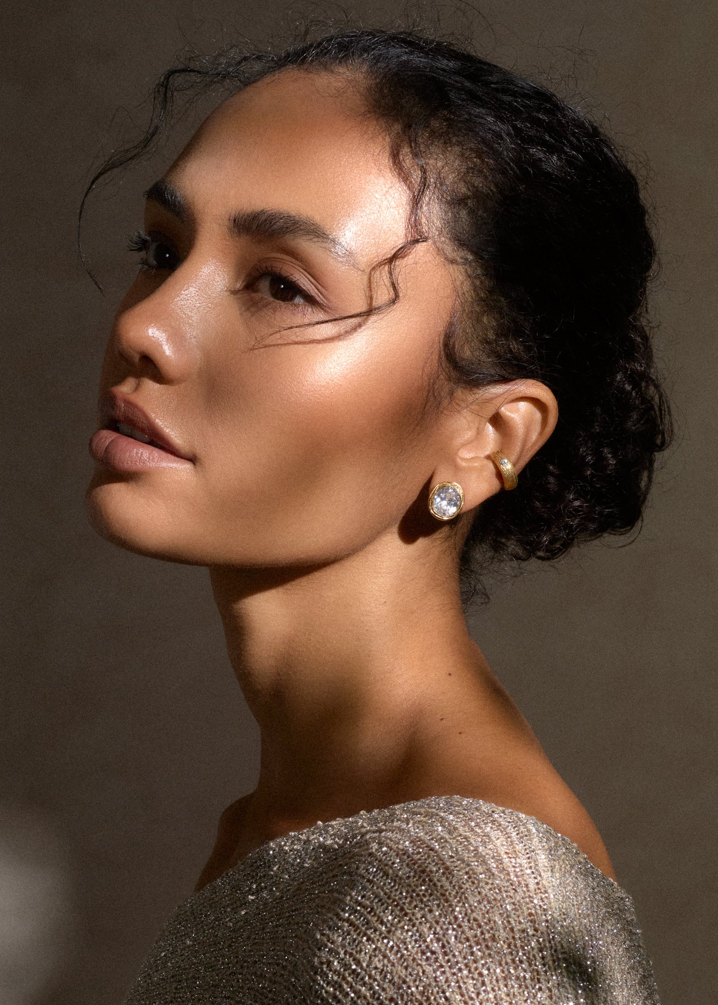 Vela Oval Studs / gold