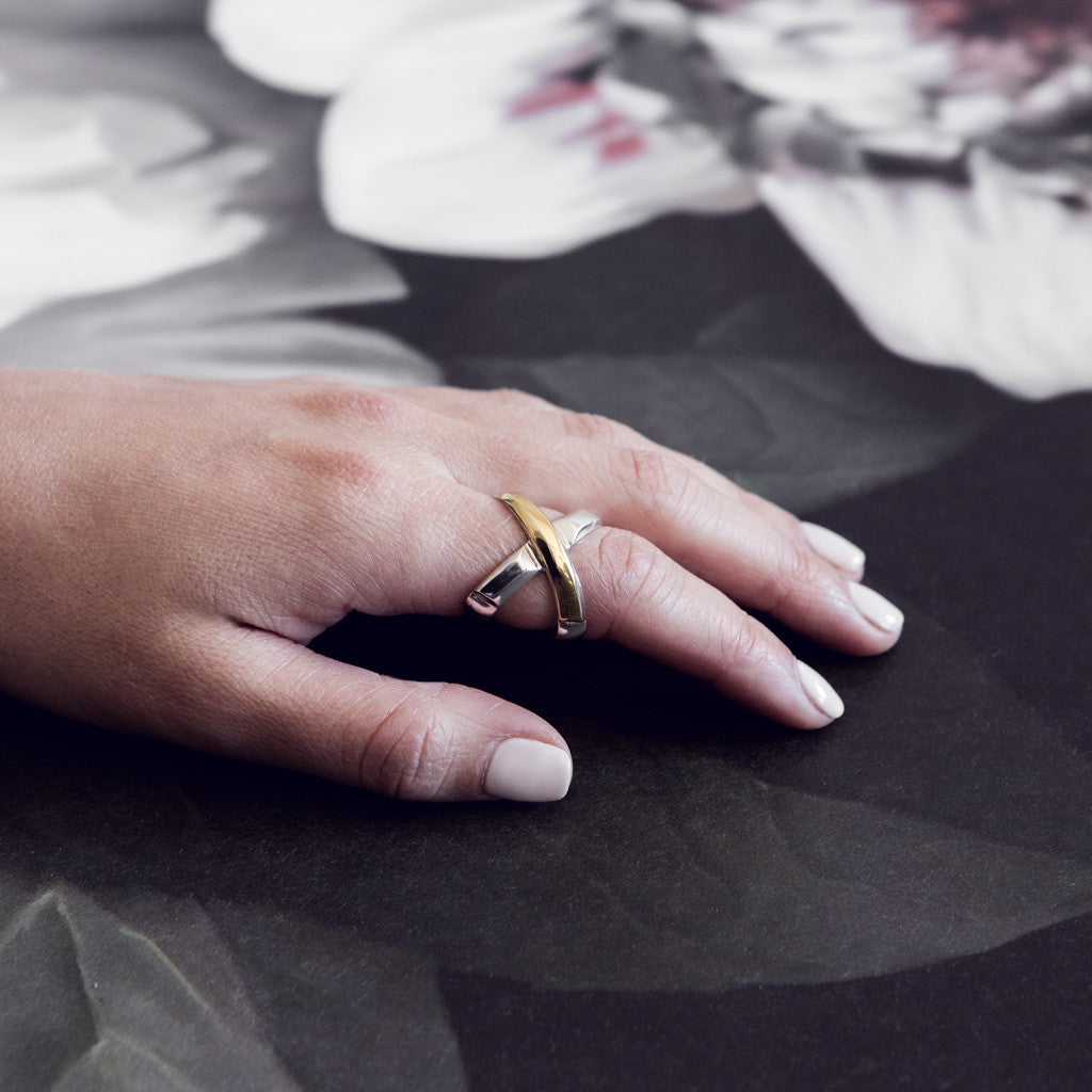 Iza Jewelry Classy Tomboy Vixen Ring Mixed Metal Silver Gold Dark Floral Background
