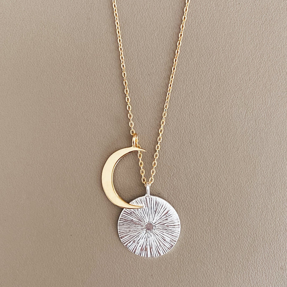 Eclipse Necklace / gold