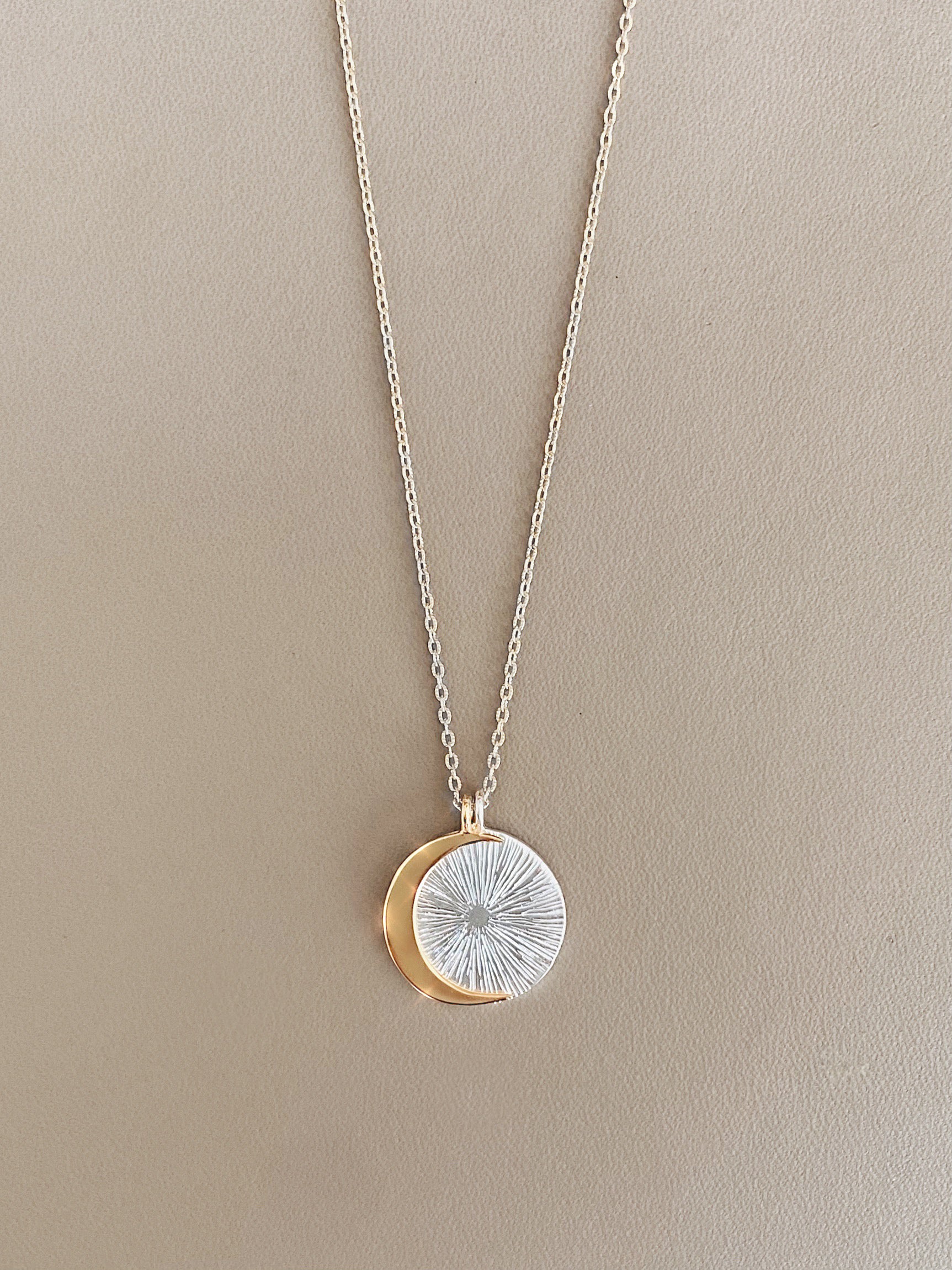 Eclipse Necklace / silver