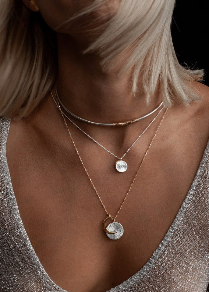 Eclipse Necklace / gold
