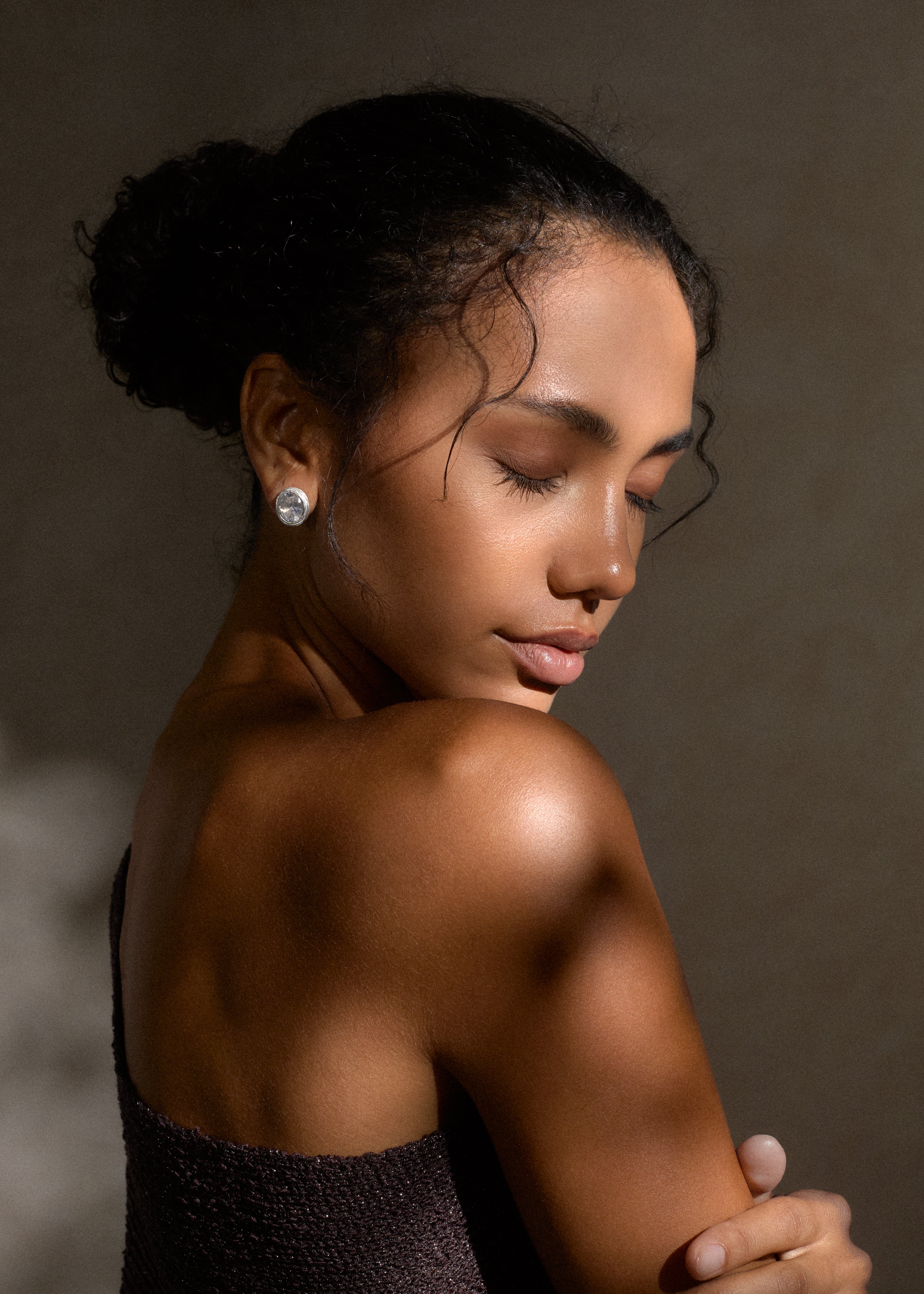 Vela Oval Studs / silver