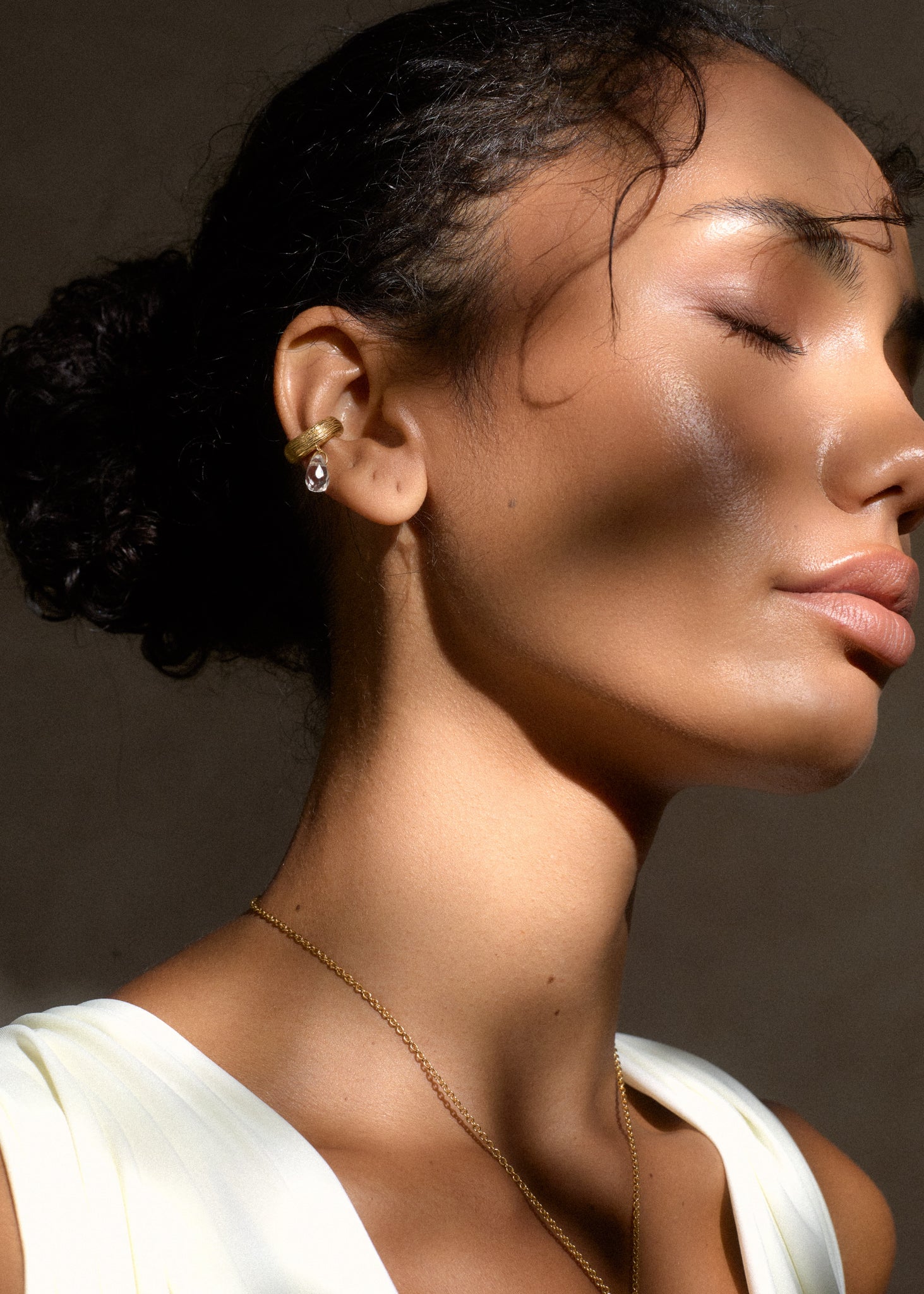 Droplet Ear Cuff / gold