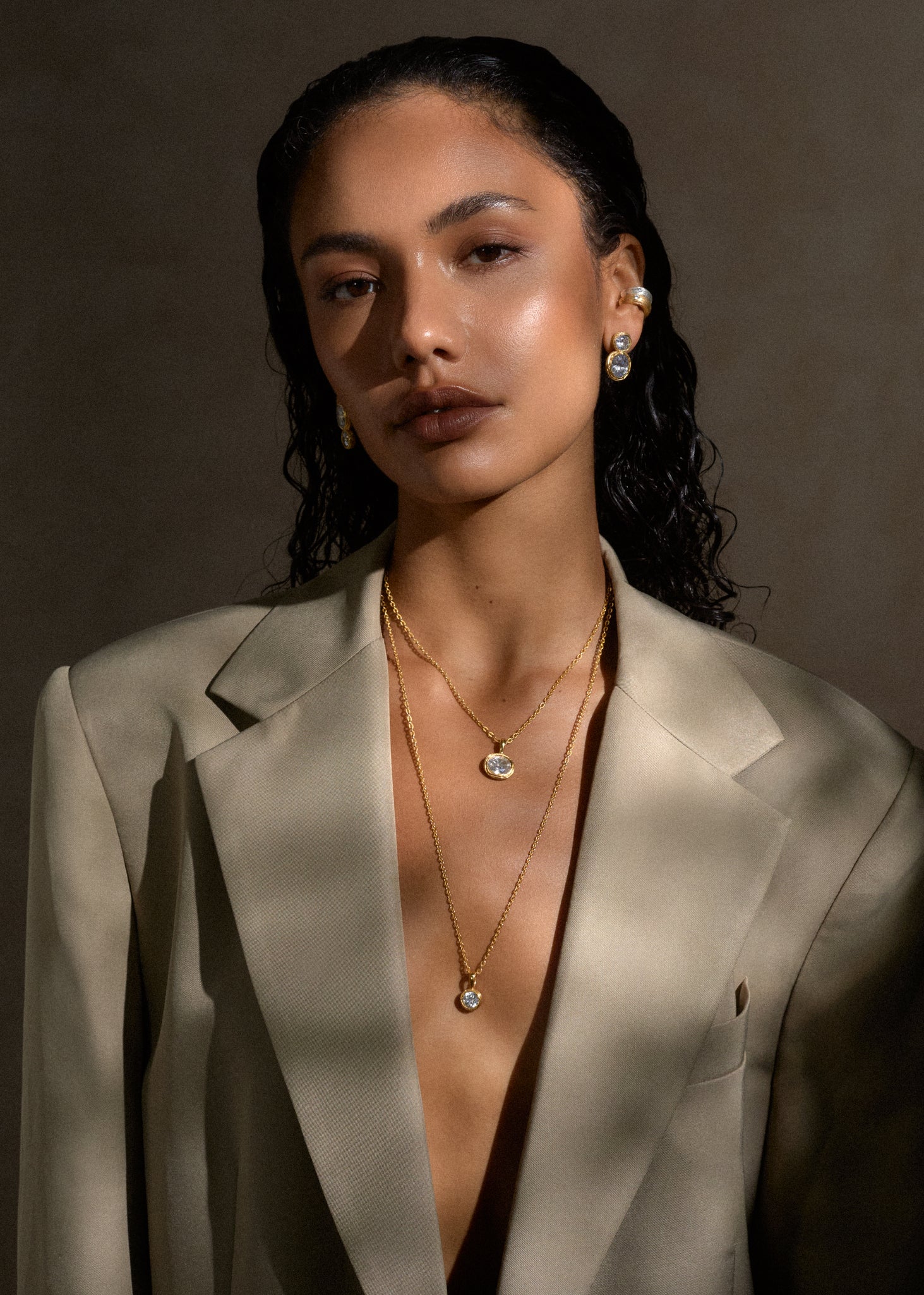 Vela Round Pendant / gold
