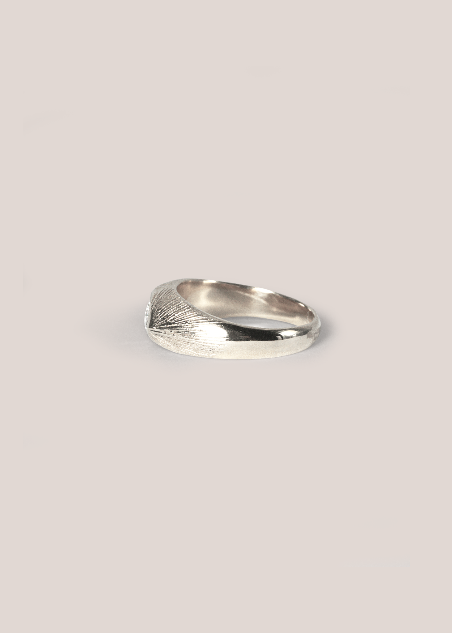 Demi Lumae Ring / silver