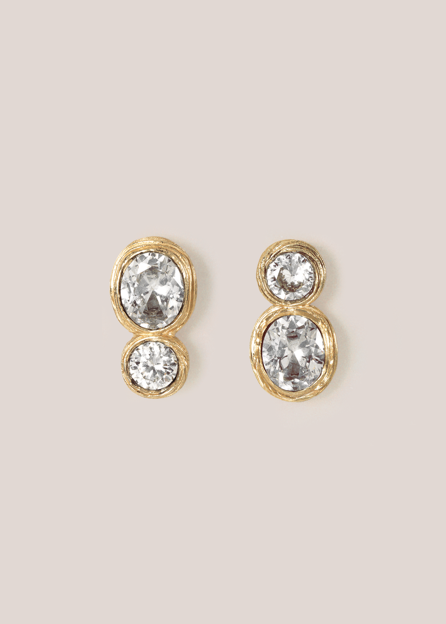 Echo Earrings / gold