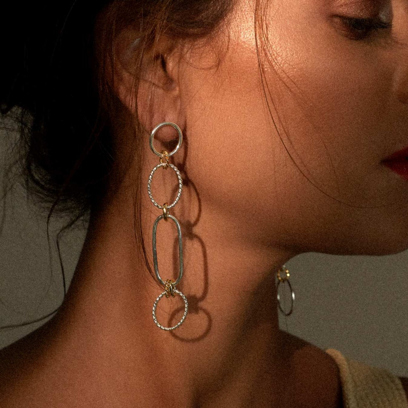 Connected Earrings / silver