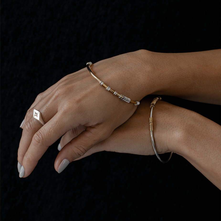 Iza-Jewelry-Satellite Bangle | Gold